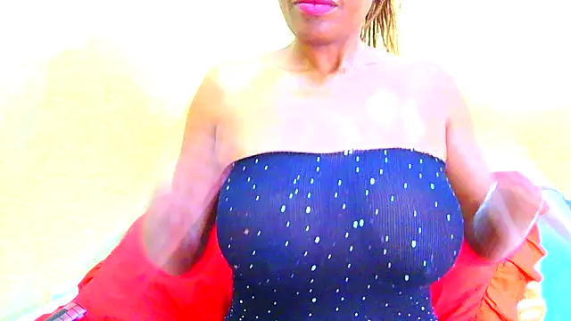 Snapshot of Mollybrookexx chatting on 14, 5, 2026 Mollybrookexx online show from 14, 5, 2026
