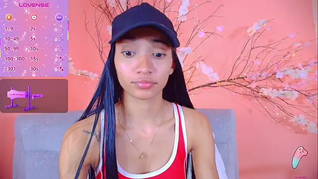 Charlotte Love10 online show from 2, 11, 2025