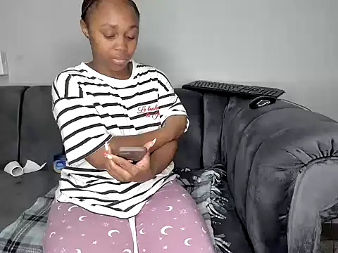 Pearl 00 online show from 22, 12, 2025