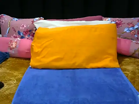 Pearl 00 online show from 20, 5, 2026