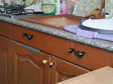 Snapshot of VeneRed chatting on 23, 11, 2025 VeneRed online show from 23, 11, 2025