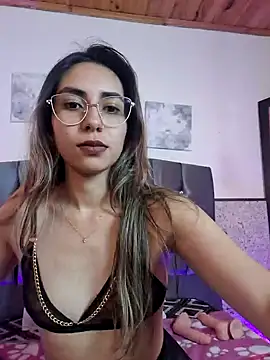 Snapshot of Scarlett_Khan chatting on 31, 12, 2024 Scarlett Khan online show from 31, 12, 2024