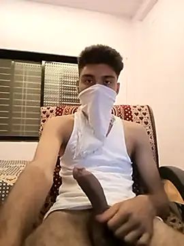 xxxgayroy12 online show from 6, 12, 2024