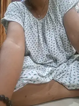 Melody Shyla online show from 27, 9, 2025