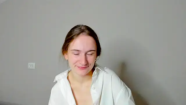 L1ittle kitty  online show from 29, 9, 2025