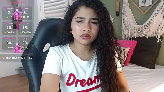 ashly collin9 online show from 7, 3, 2025