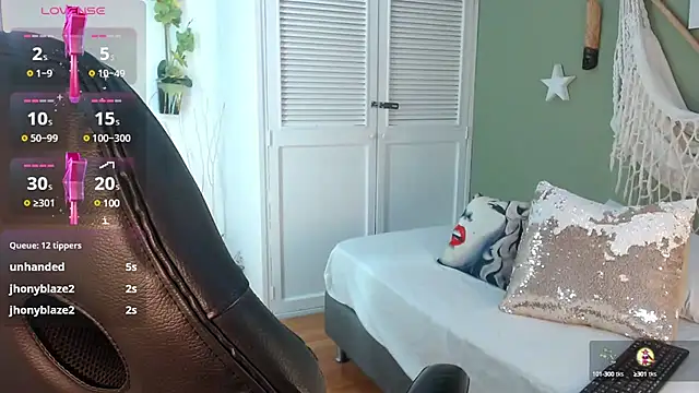 ashly collin9 online show from 12, 3, 2025