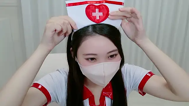 yuki room online show from 5, 11, 2025