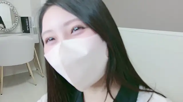 Snapshot of yuki_room chatting on 26, 5, 2026 yuki room online show from 26, 5, 2026