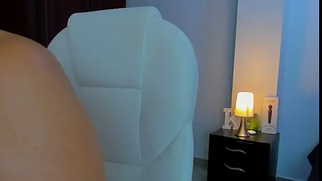 kathyajhonss online show from 8, 3, 2025