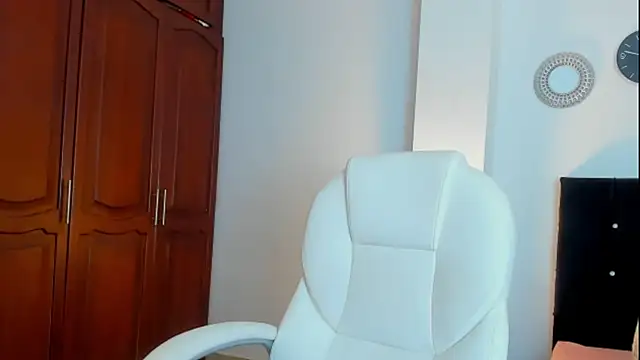 kathyajhonss online show from 11, 10, 2025