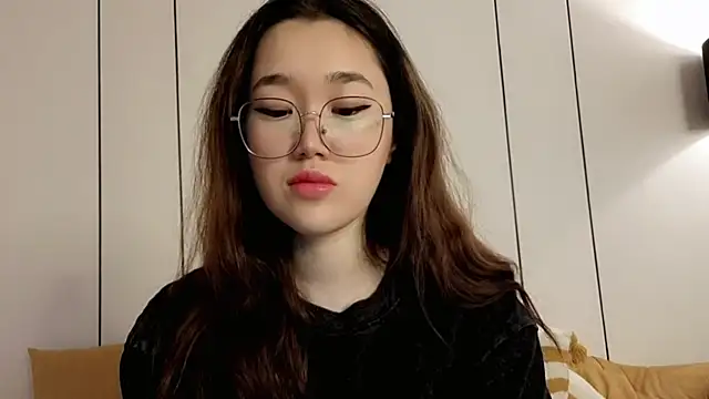 Jennatyan online show from 20, 5, 2026