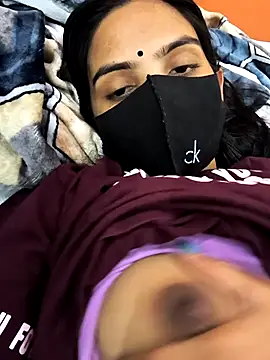 cute simmy0 online show from 11, 4, 2026