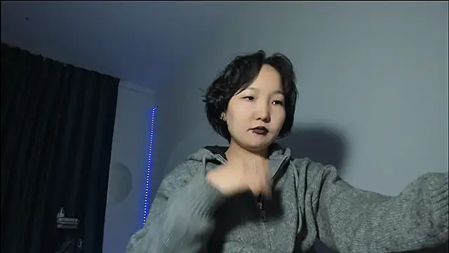 himeros goddess online show from 7, 12, 2024