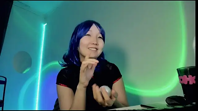 himeros goddess online show from 17, 1, 2025