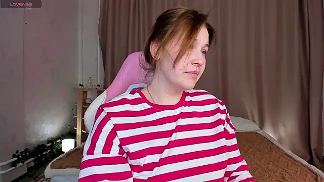 Colleen Blake online show from 30, 11, 2025