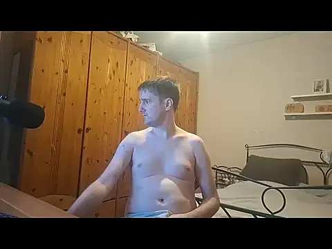 Loveme1902 online show from 17, 1, 2025