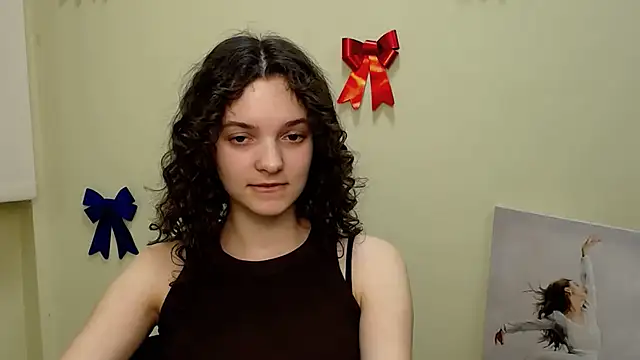 Snapshot of _SusieSu_ chatting on 25, 2, 2025 SusieSu online show from 25, 2, 2025