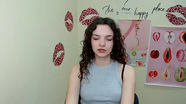 Snapshot of _SusieSu_ chatting on 10, 3, 2025 SusieSu online show from 10, 3, 2025