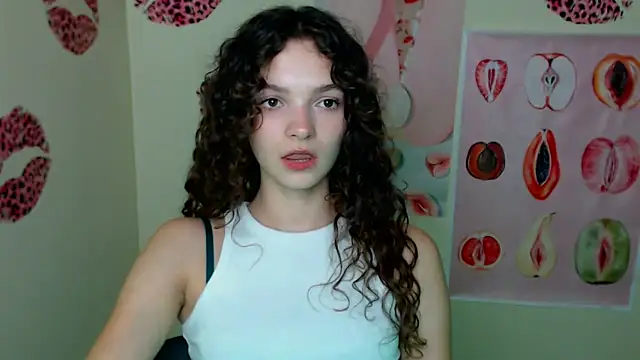 Snapshot of _SusieSu_ chatting on 5, 10, 2025 SusieSu online show from 5, 10, 2025