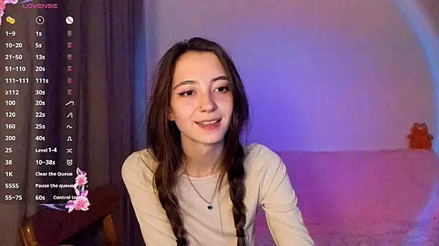 EvaBradley online show from 16, 9, 2025