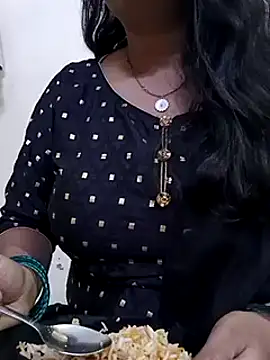 Snapshot of Anamika_Kapoor chatting on 24, 12, 2024 Anamika Kapoor online show from 24, 12, 2024