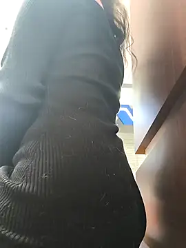 Lila Desiree online show from 8, 9, 2025