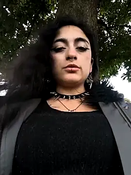 Lila Desiree online show from 1, 6, 2026