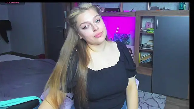 Snapshot of angel_stella chatting on 9, 2, 2025 angel stella online show from 9, 2, 2025