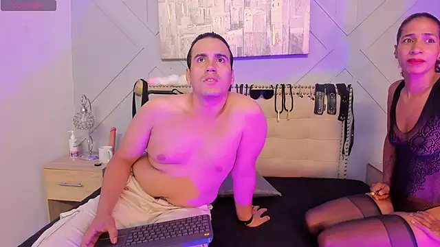 Snapshot of Vale_n_Matt chatting on 11, 9, 2025 Vale n Matt online show from 11, 9, 2025