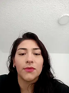 SophieWinslow online show from 7, 3, 2025