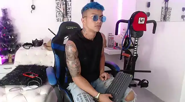 Leonard Price online show from 3, 2, 2025