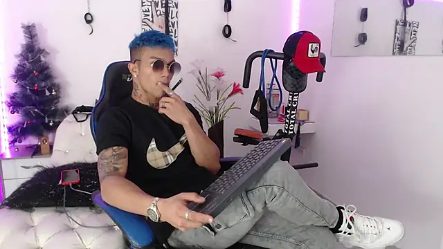 Leonard Price online show from 8, 2, 2025