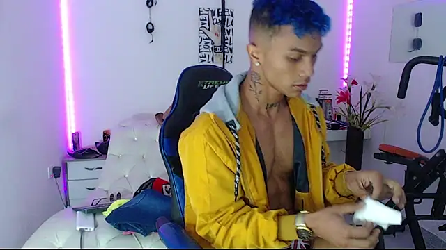 Leonard Price online show from 8, 3, 2025