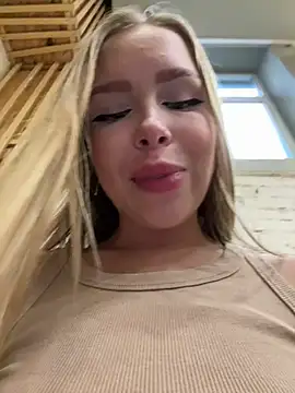 mur girl online show from 7, 12, 2024