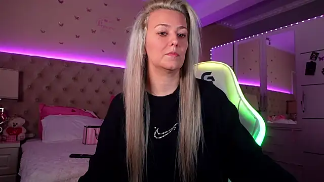 Alicia007 online show from 4, 3, 2026