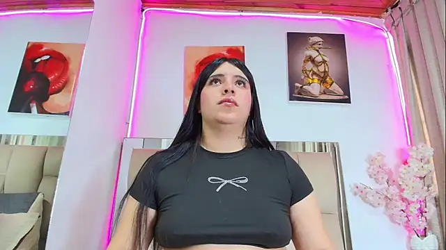 Naia x online show from 15, 4, 2026