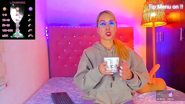  sexybunny  online show from 3, 10, 2025