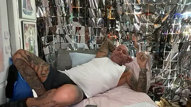 joeytatts66 online show from 13, 4, 2026