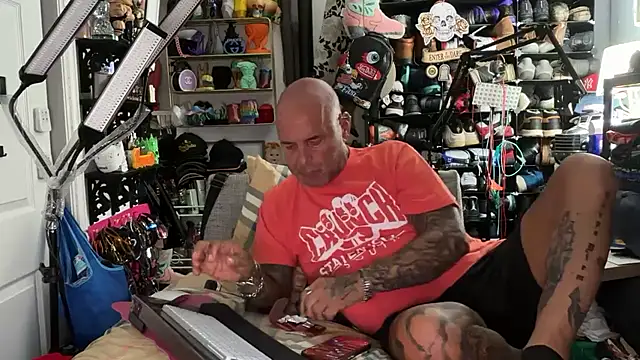 Snapshot of joeytatts66 chatting on 15, 7, 2026 joeytatts66 online show from 15, 7, 2026