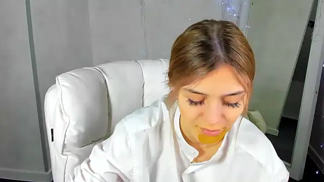 Cherry Price online show from 18, 2, 2025