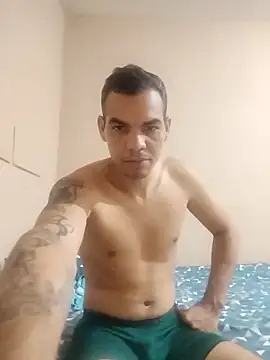 Snapshot of Elvisjrosales chatting on 3, 3, 2026 Elvisjrosales online show from 3, 3, 2026