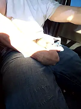 Spunwhiteboy1992 online show from 11, 2, 2026