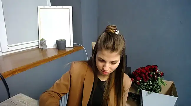 felicity gold online show from 24, 2, 2025