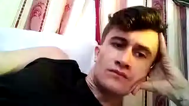 Loggan donnelly online show from 14, 11, 2025