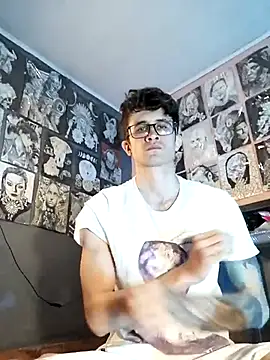 Loggan donnelly online show from 17, 12, 2025