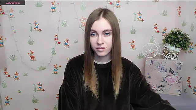 AlisaCatty  online show from 6, 12, 2024