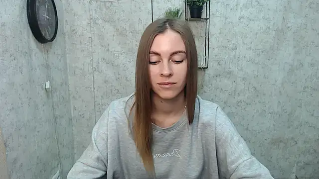 AlisaCatty  online show from 11, 12, 2024