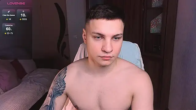 Snapshot of handsome_guy01 chatting on 30, 1, 2025 handsome guy01 online show from 30, 1, 2025