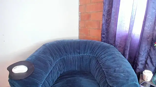 Snapshot of Salome__Fernandez chatting on 17, 12, 2024 Salome Fernandez online show from 17, 12, 2024